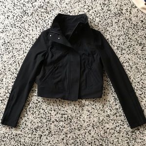Lululemon Crop Black Jacket